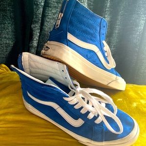 Blue Suede high top zipper back vans hi-tops sz6.5
